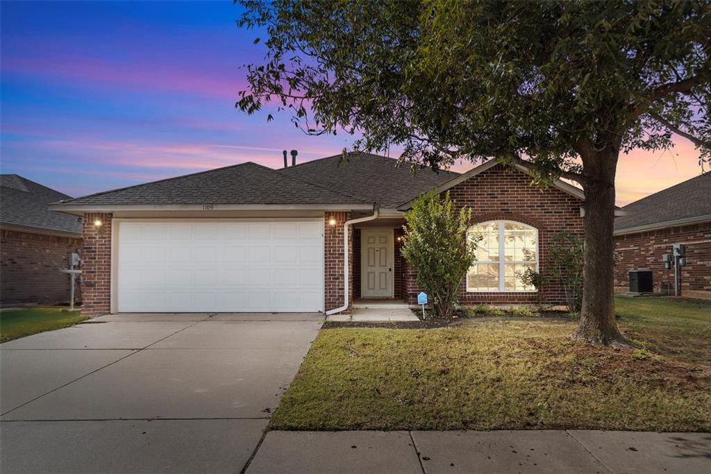 1109 Westridge Drive, Yukon, OK 73099