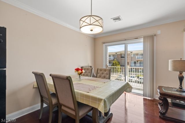 43 Manchester Ct, Kinnelon Boro, NJ 07405