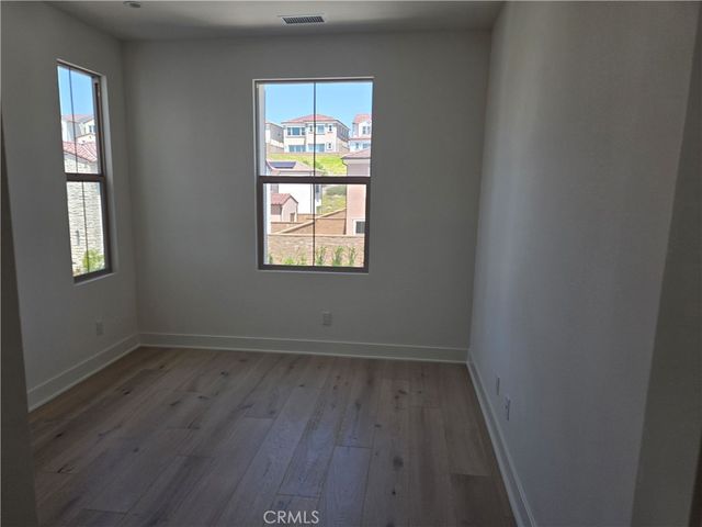211 Maricopa, Irvine, CA 92618
