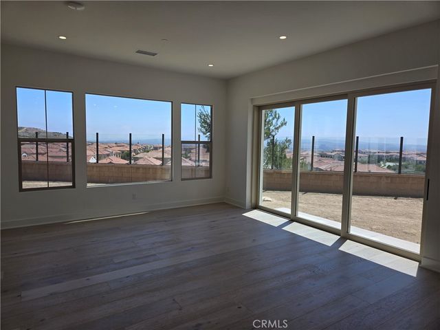 211 Maricopa, Irvine, CA 92618