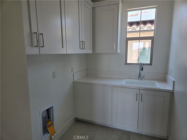 211 Maricopa, Irvine, CA 92618