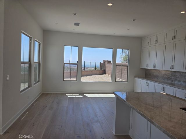 211 Maricopa, Irvine, CA 92618