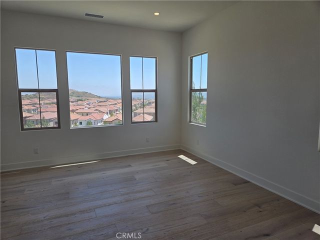 211 Maricopa, Irvine, CA 92618