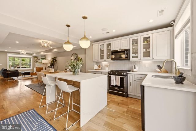 5117 4TH ST NW, Washington, DC 20011