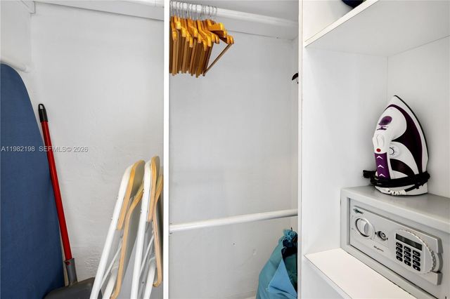 255 W 24th St 501, Miami Beach, FL 33140