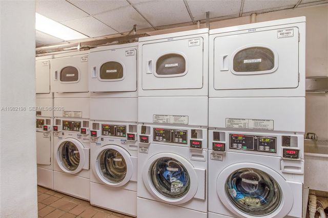 255 W 24th St 501, Miami Beach, FL 33140