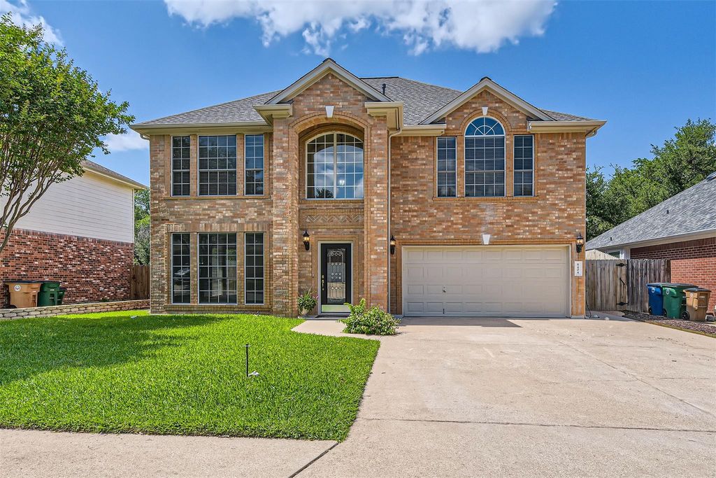 8404 Cahill DR, Austin, TX 78729