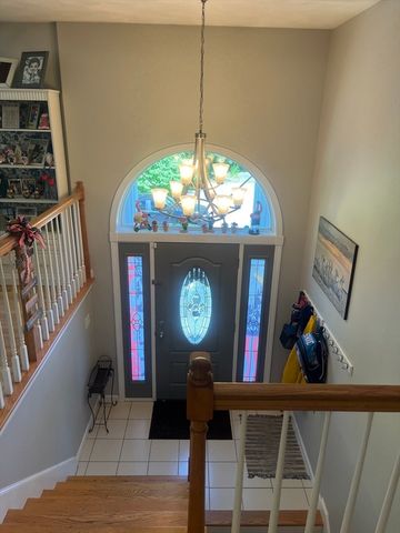 793 Montgomery, Fall River, MA 02720