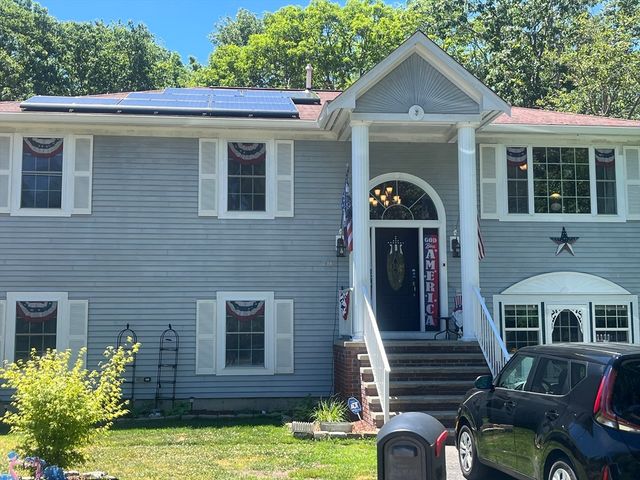 793 Montgomery, Fall River, MA 02720