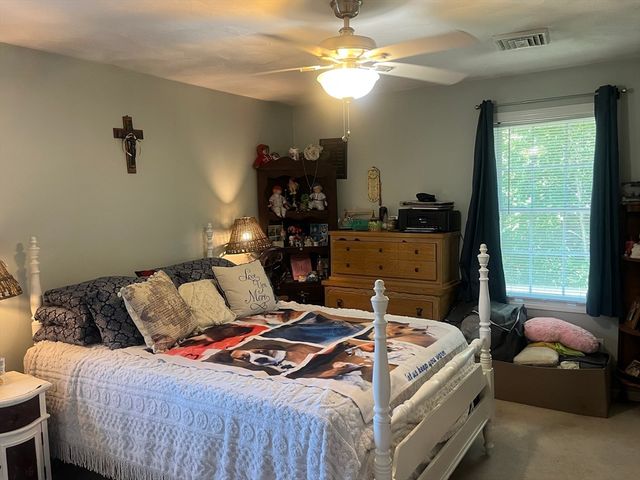 793 Montgomery, Fall River, MA 02720