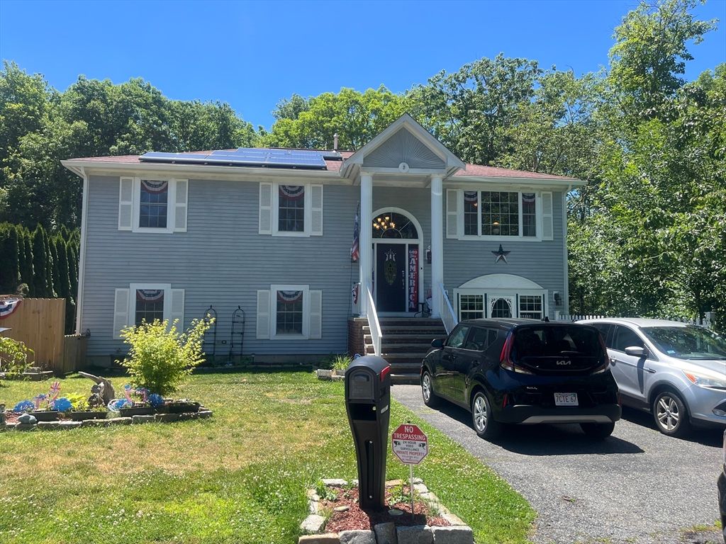 793 Montgomery, Fall River, MA 02720