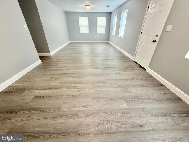 530 CREST AVE, Millville, NJ 08332