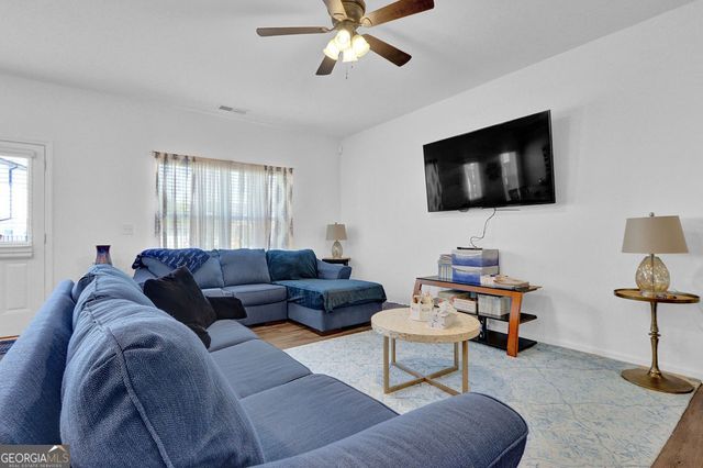 1147 Lossie Way, Grayson, GA 30017