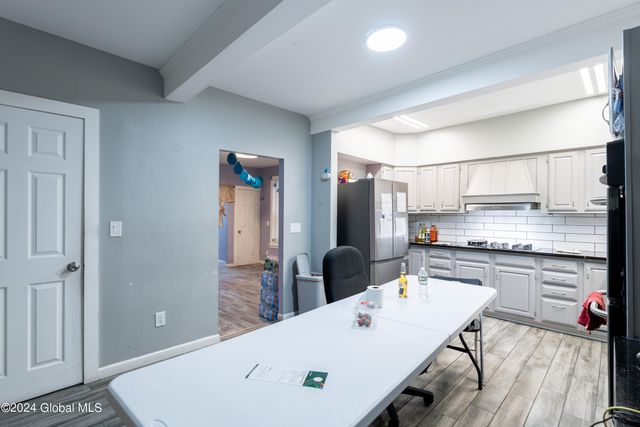 598 Central Avenue, Albany, NY 12206