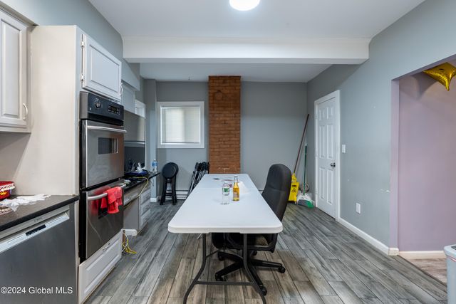 598 Central Avenue, Albany, NY 12206
