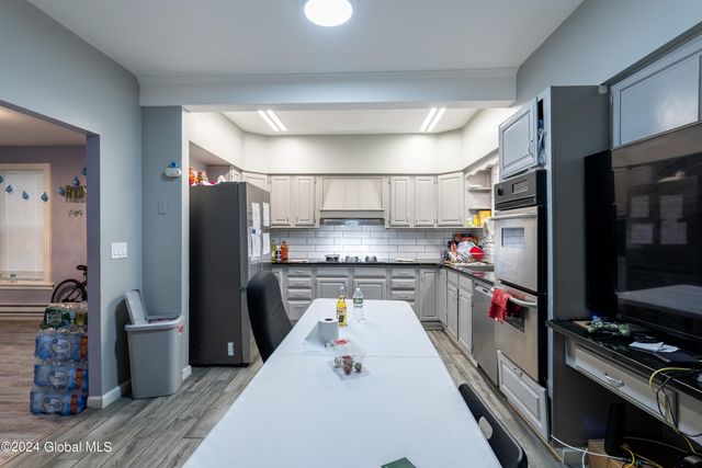 598 Central Avenue, Albany, NY 12206