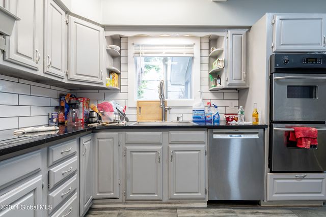 598 Central Avenue, Albany, NY 12206