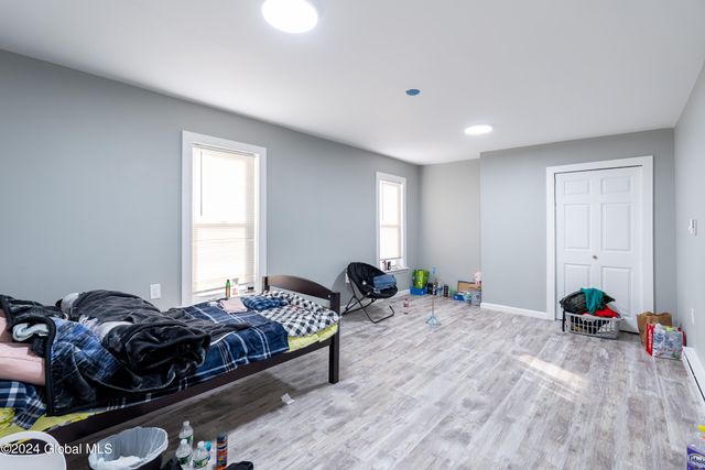 598 Central Avenue, Albany, NY 12206