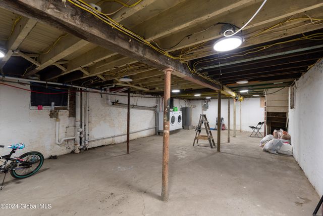 598 Central Avenue, Albany, NY 12206