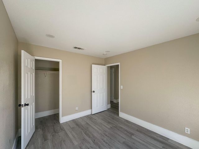 5691 W Santa Ana Avenue, Fresno, CA 93722