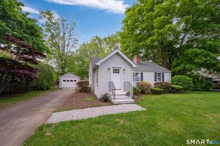 26 Ninety Rod Road, Clinton, CT 06413