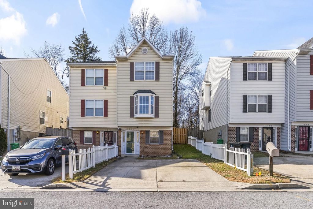 1322 GABES PL, Hyattsville, MD 20785