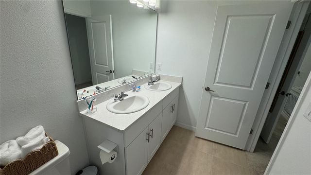 16620 BERGAMO PLACE, Lakewood Ranch, FL 34211