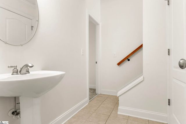 24 Appian Circle, Simpsonville, SC 29681