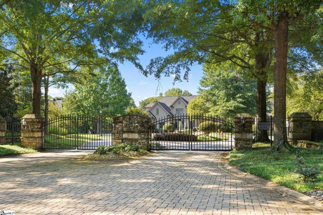 24 Appian Circle, Simpsonville, SC 29681