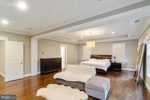 6801 DANFORTH ST, Mclean, VA 22101