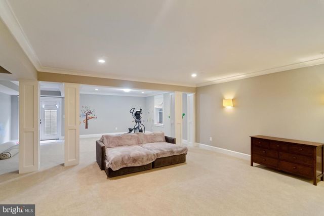 6801 DANFORTH ST, Mclean, VA 22101