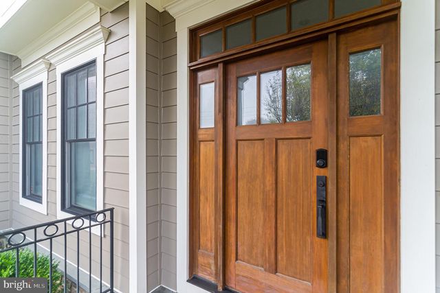 6801 DANFORTH ST, Mclean, VA 22101