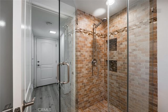 135 Lupe Avenue, Newbury Park, CA 91320