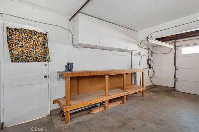 135 Lupe Avenue, Newbury Park, CA 91320
