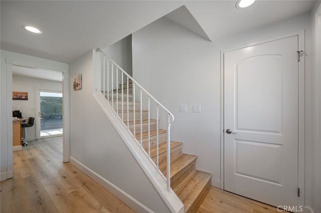135 Lupe Avenue, Newbury Park, CA 91320