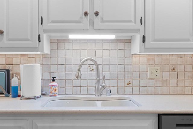 337 WESLEY AVENUE, Green Bay, WI 54302