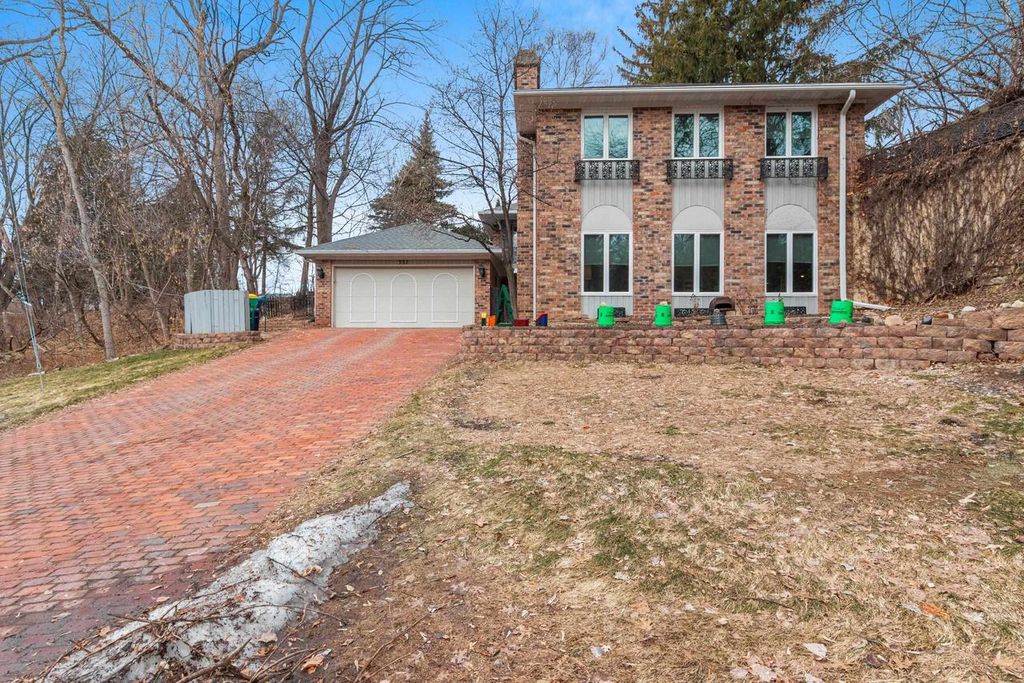 337 WESLEY AVENUE, Green Bay, WI 54302