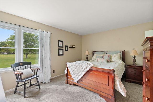 3697 Kingsway Drive, Crown Point, IN 46307