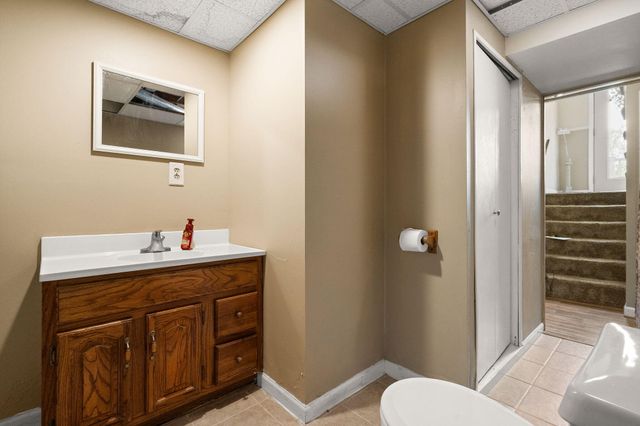 3697 Kingsway Drive, Crown Point, IN 46307