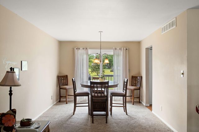 3697 Kingsway Drive, Crown Point, IN 46307