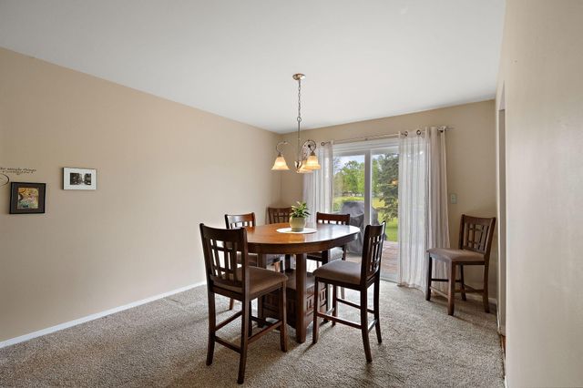 3697 Kingsway Drive, Crown Point, IN 46307