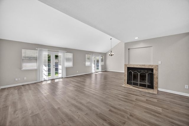 8616 Pershing Ave, Fair Oaks, CA 95628