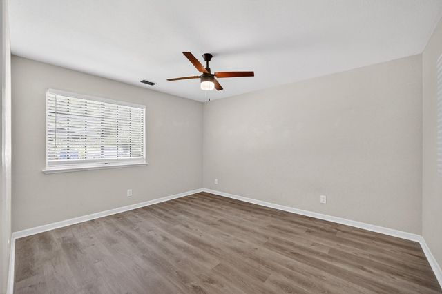 8616 Pershing Ave, Fair Oaks, CA 95628