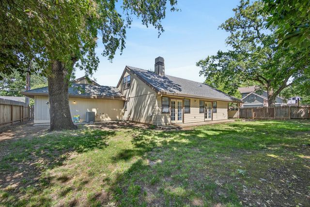 8616 Pershing Ave, Fair Oaks, CA 95628