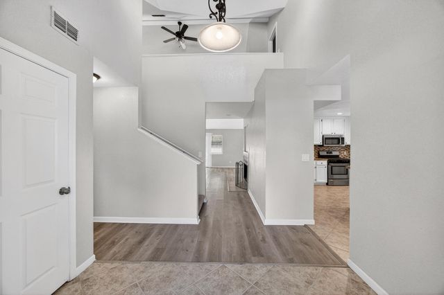 8616 Pershing Ave, Fair Oaks, CA 95628