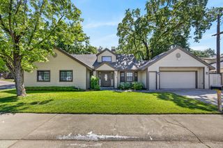 8616 Pershing Ave, Fair Oaks, CA 95628