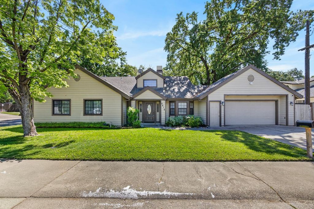 8616 Pershing Ave, Fair Oaks, CA 95628