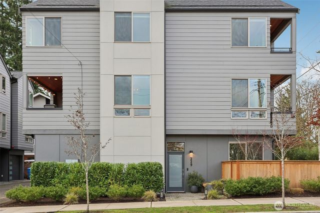 229 NE 185th Street, Shoreline, WA 98155