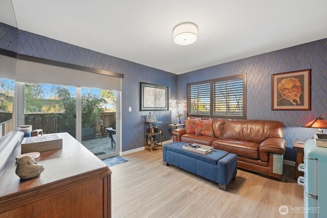 229 NE 185th Street, Shoreline, WA 98155