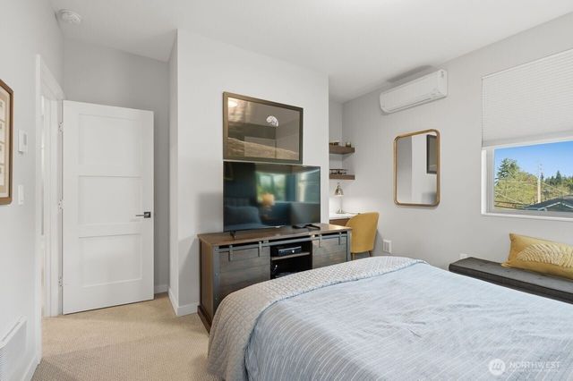 229 NE 185th Street, Shoreline, WA 98155